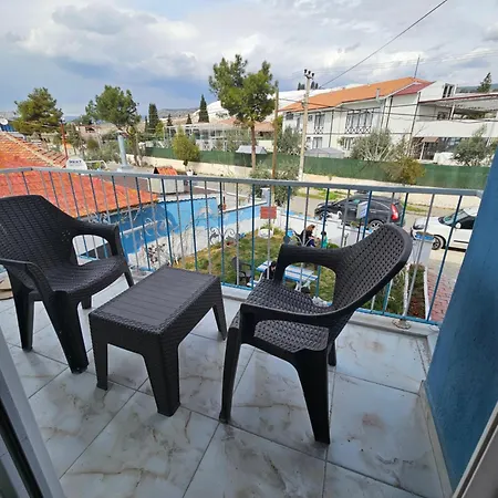 The Titanic House Hotel