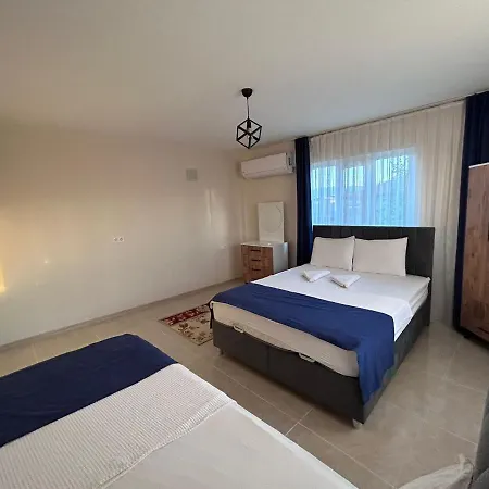 Hotel The Titanic House *