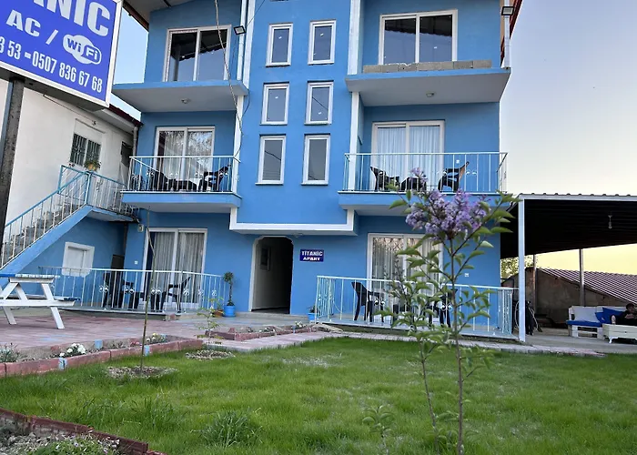 Hotel The Titanic House